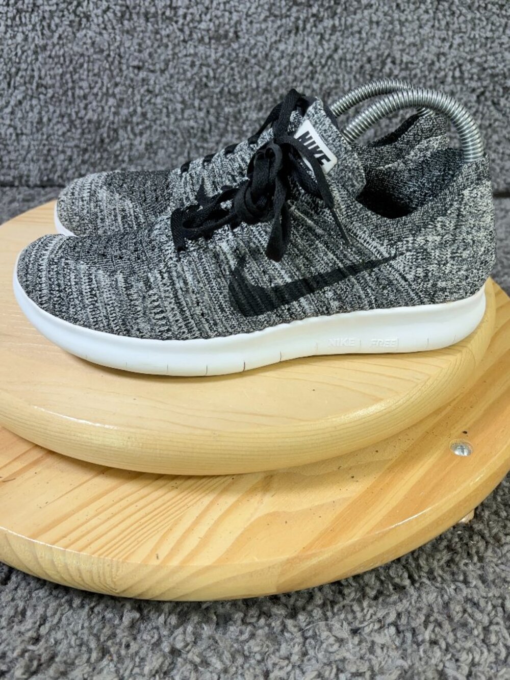 Nike Free RN Flyknit Running Shoe Womens Size 8 Black Gray Gym Training Sneakers